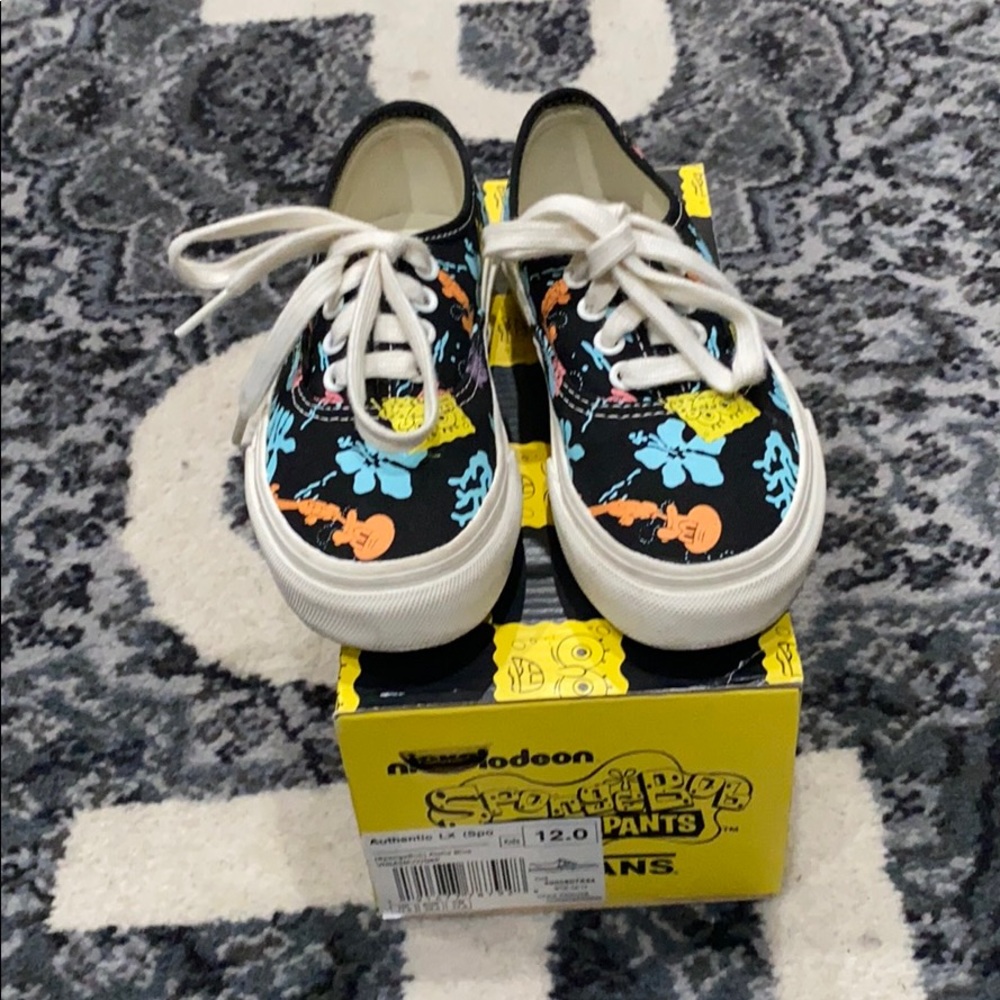 SpongeBob limited edition Aloha Blue